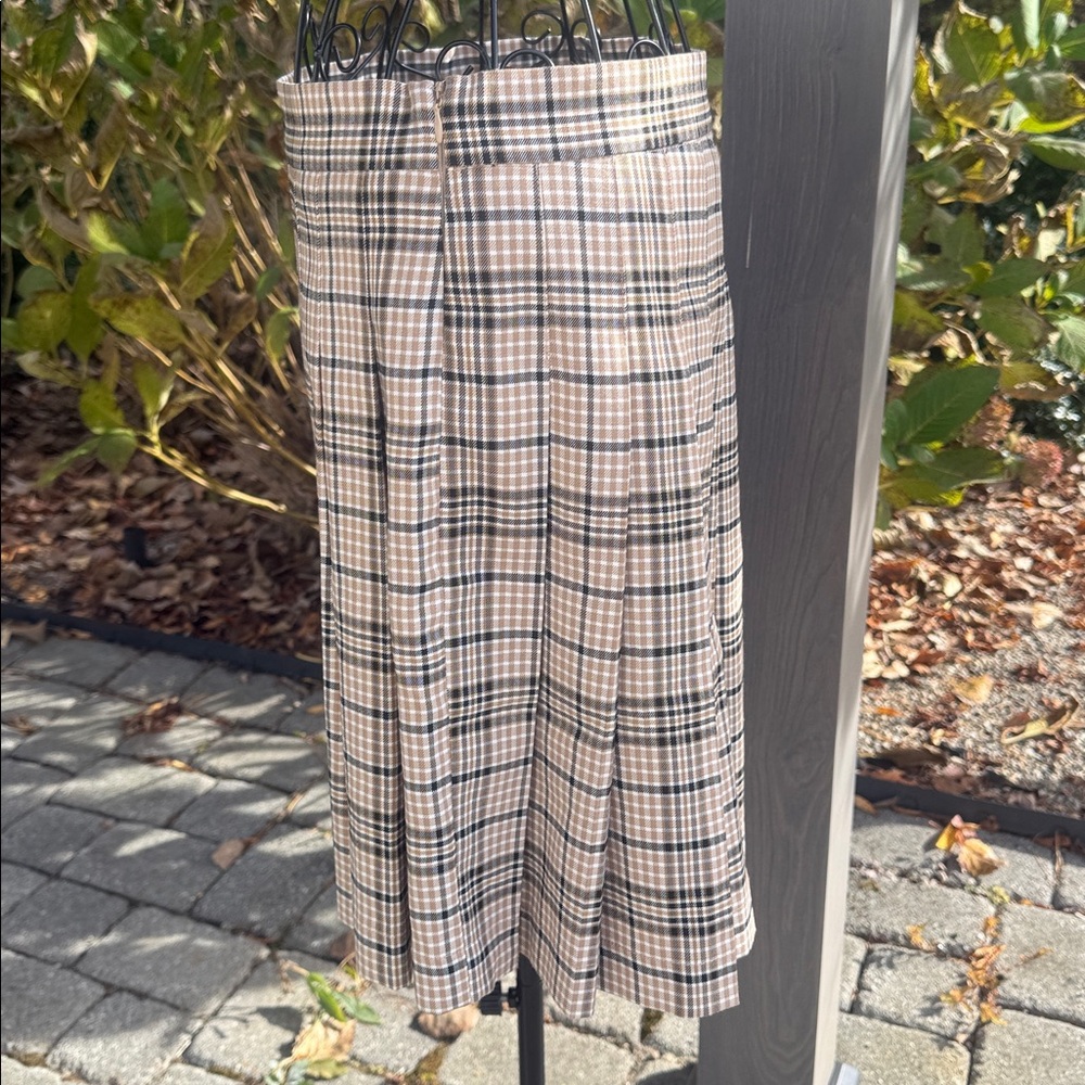 Bagatelle pleated plaid mini skirt - Picture 3 of 4